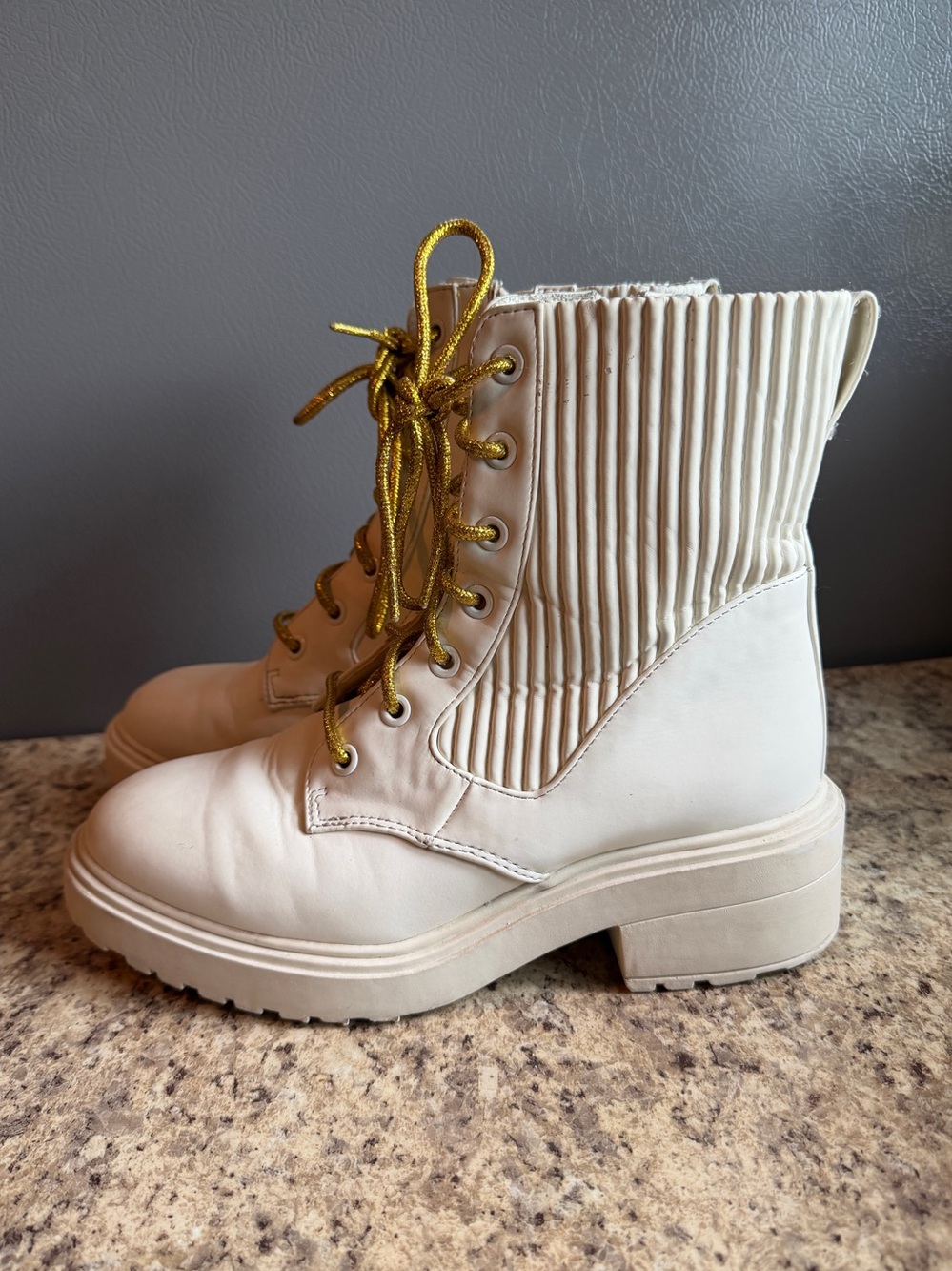 Women's Cream Lace-Up Ribbed Ankle Boots with Gold Laces-Size 6